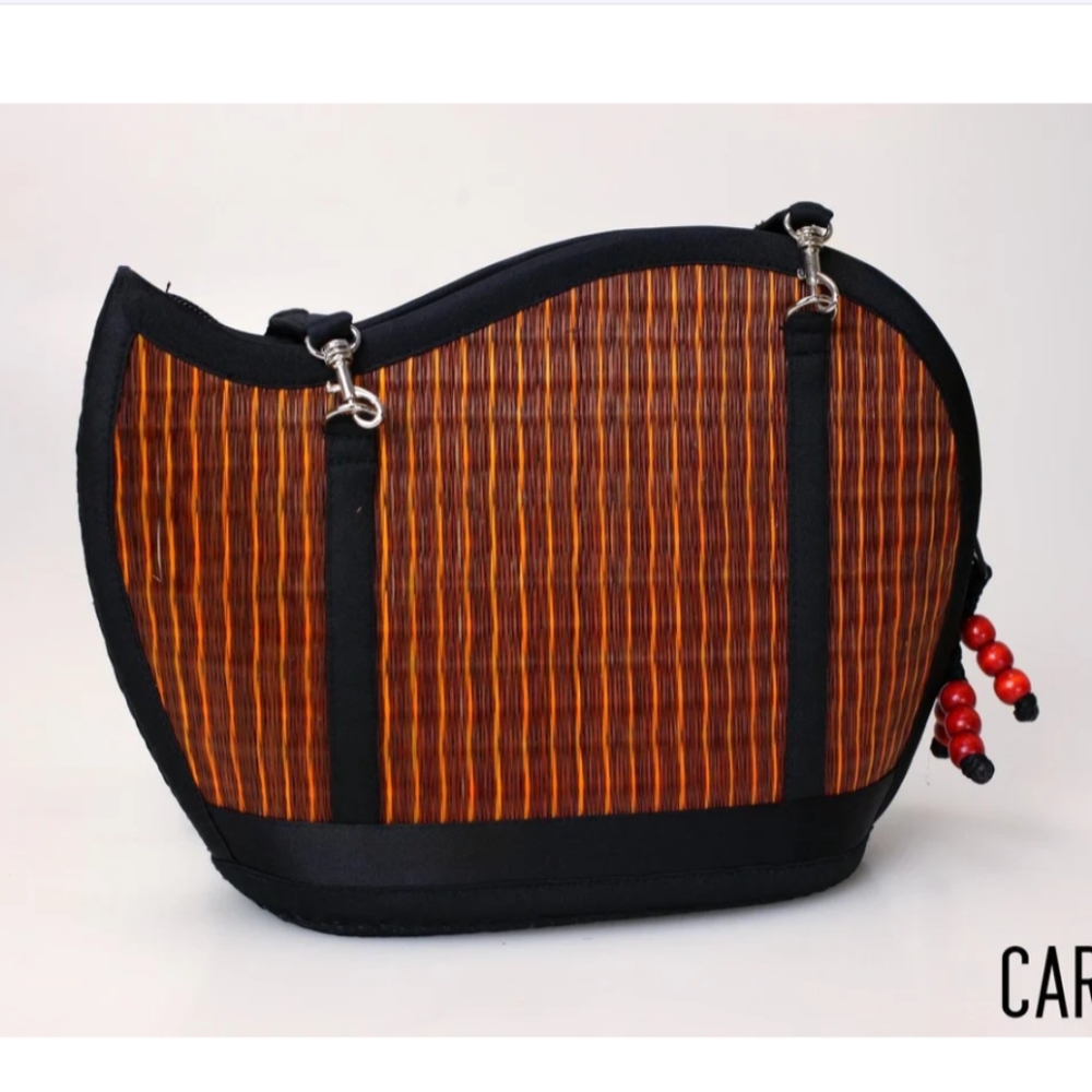 Baskets Of Cambodia  Kiri Wave Handbag Red-Brown